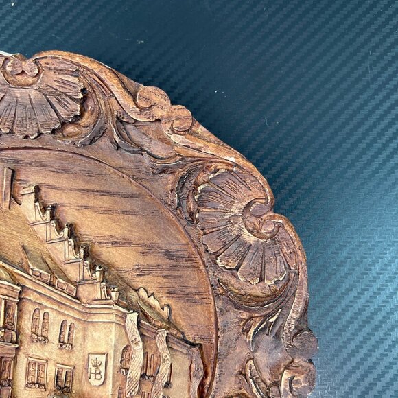 Handcrafted Wood Resin 3D Carved Wall Plaque Plate München Hofbräuhaus Germany - Picture 2 of 10